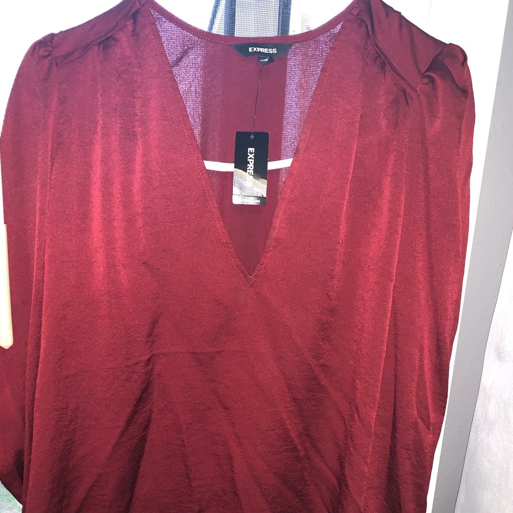 Red puff sleeve express blouse